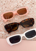 Load image into Gallery viewer, Classic Kids sunglasses - Fox Baby &amp; Co
